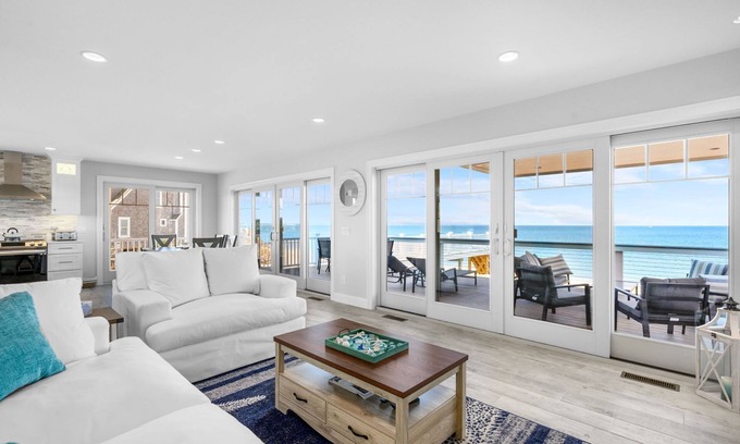 East Sandwich Casa | Oceanfront Cape Escape with Panoramic Bay Views