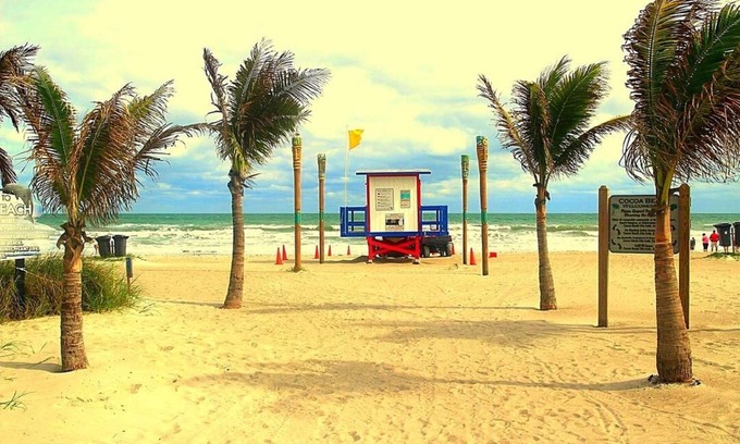 Crescent Beach Casa | Frente al mar Cocoa Beach House, acceso privado a la playa, capacidad para 12