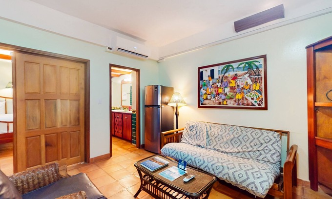 Cocoplum Condominio | Condominio frente al mar con piscina compartida, vista al mar y aire acondicionado - a pie de playa!