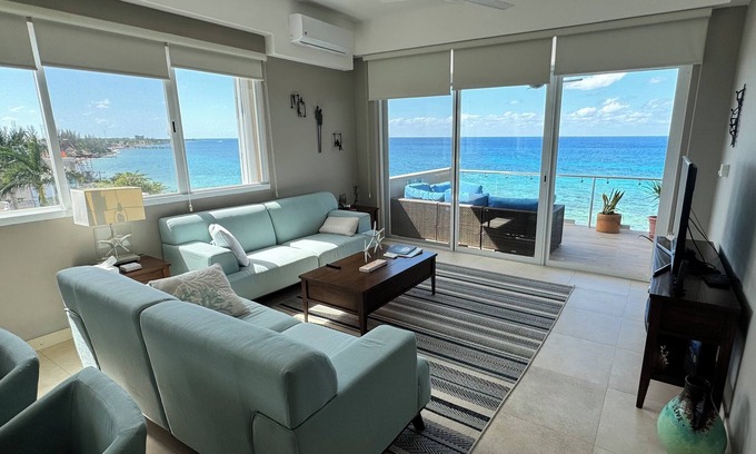 Cozumel Condominio | Precios especiales de noviembre y diciembre! Puestas de sol en el océano desde su enorme balcón privado.