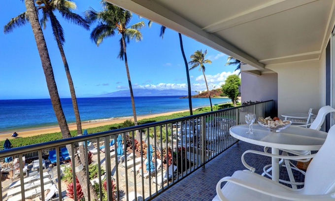 Kaanapali Condominio | Unidad de esquina frente al mar - # 201 - Vista panorámica del océano de 180 grados
