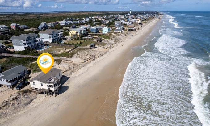 South Nags Head Casa | Oceanfront, dog friendly, amazing sunrise!