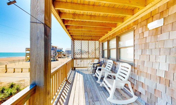 Buxton Casa | Oceanfront, Dog-Friendly House w/ Shared Pool, Free WiFi, Ocean Views