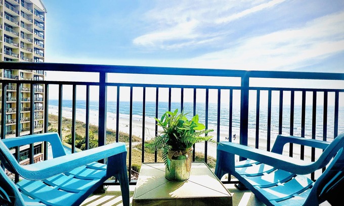 Windy Hill Complejo | Oceanfront Family-Friendly Resort in Prime North Myrtle Beach Location!