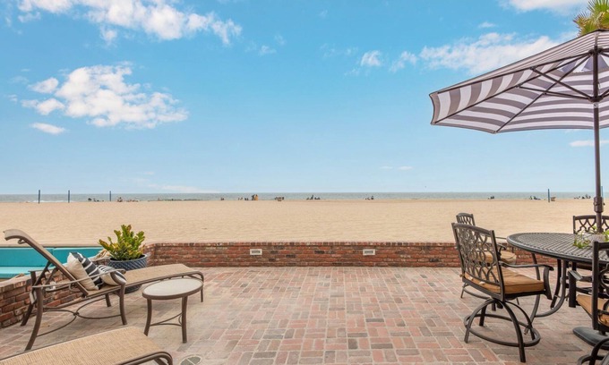 Santa Ana Heights Casa | Oceanfront Family-Friendly Newport Beach Duplex