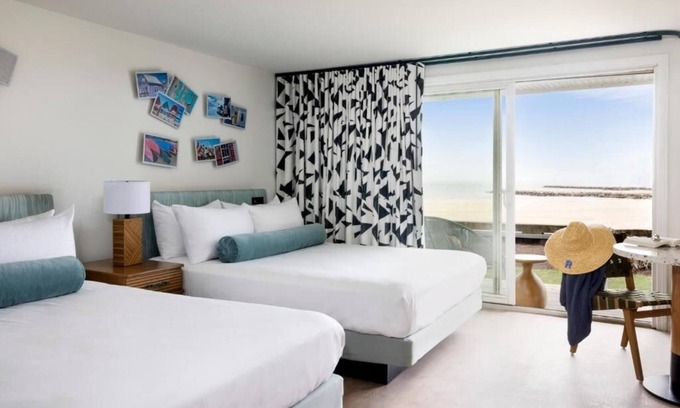 South Yarmouth Hotel | Oceanfront Haven: 2 Queens, Beach Gateway, Red Jacket Resort, Yarmouth