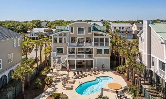 Charleston County Casa | Oceanfront Home, Pool, Direct Beach Access, Walk to Town, Pet Friendly w/ fee- 808 Ocean