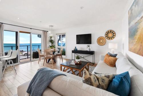 Village of La Jolla Apartamento | Oceanfront La Jolla Cove Condo