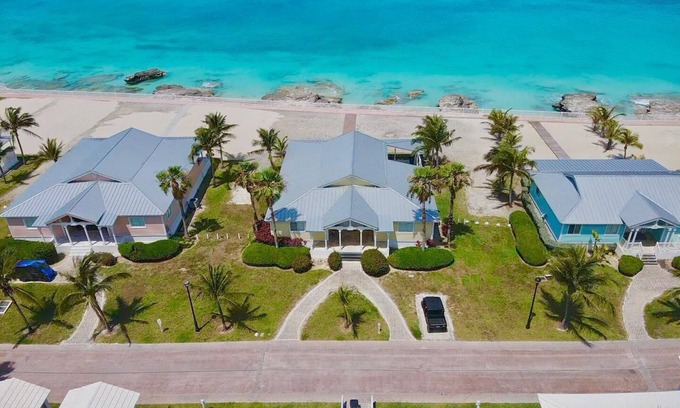 Alice Town Casa | OCEANFRONT LUXURY HOME " Seas The Day"