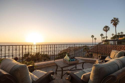 Sunset Cliffs Casa | Oceanfront Luxury Home Sunset Views