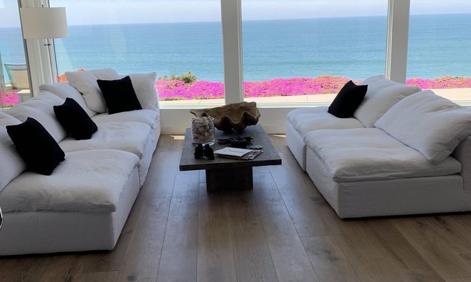 Olde Solana Beach Casa | Casa de lujo frente al mar con vistas panorámicas en esta casa contemporánea.