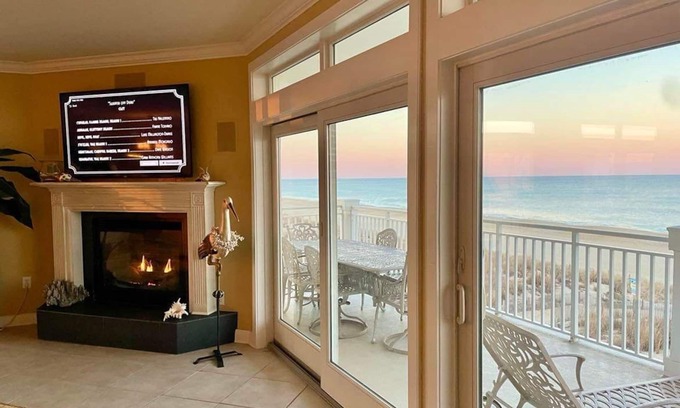 North Ocean City Condominio | Lujo frente al mar con 5 dormitorios incluye un cine en casa