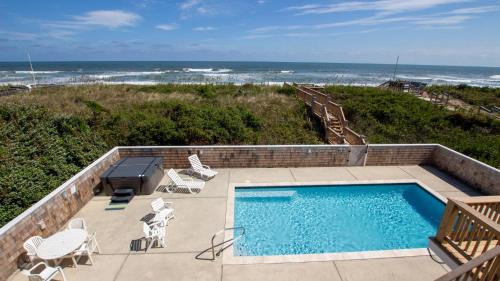 Southern Shores Casa | OCEANFRONT, Ocean Views, Private Pool, Hot Tub, SS10, The Russell Cottage
