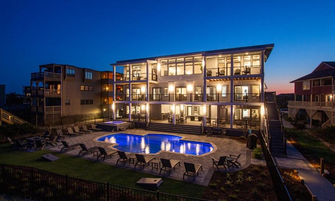 Duck Casa | OCEANFRONT, Ocean Views, ELEV, Private Pool, Poolside Bar, DB4, True at First Light