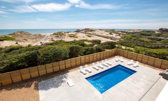 Corolla Casa | OCEANFRONT, Ocean views! Wild Horses! Private Pool, Hot Tub! 4x1467, Dixie Sandcastle