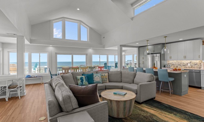 North Carolina Coast Casa | Oceanfront, private pool, 10 bedrooms