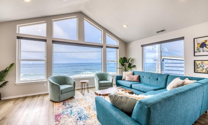Nelscott Casa | Oceanfront Retreat