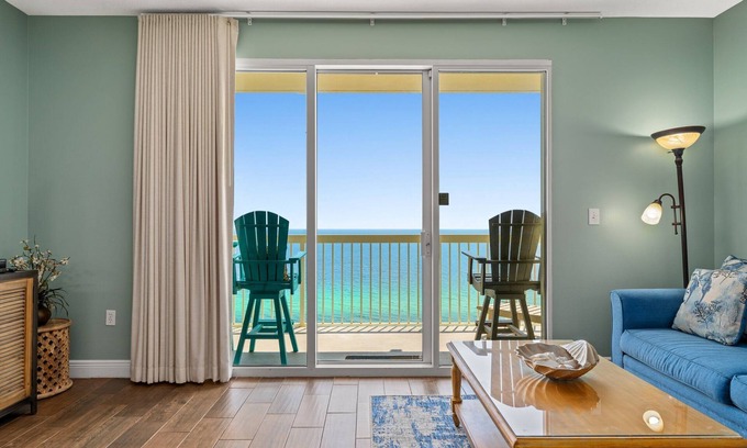 Miramar Beach Condominio | FRENTE AL MAR !! ¡SERVICIO GRATUITO DE PLAYA! TV DEPORTES PKG !! NUEVO COLCHON !! NUEVO 50 "TV !!!!