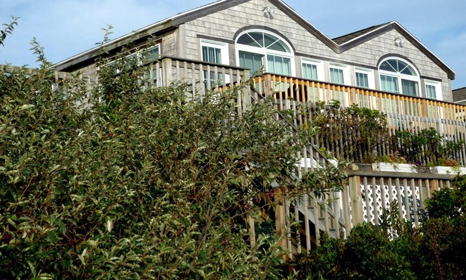 West Yarmouth Cabaña | Vista frente al mar de Nantucket Sound en W. Yarmouth, Cape Cod, MA con A / C y WiFi