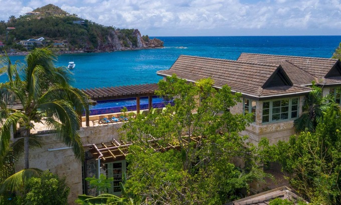 Estate Chocolate Hole and Great Cruz Bay Casa | Hermosa villa frente al mar