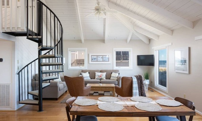 South Nags Head Casa | Oceanfront with Panoramic Views, Newly Renovated!