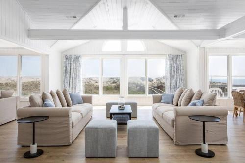 Carova Beach Casa | Oceanfront with Private Beach Access & Wild Horses