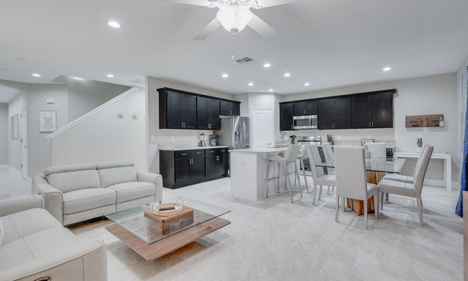 Mcelroys Belleview Casa | Oceans 25 Townhomes #115 & #116 - Directly Across from Ocean - 6BR/4.5BA