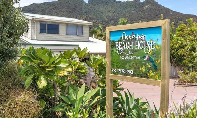 Whangarei Heads Apartamento | A poca distancia de la playa de surf de arena blanca y senderos pintorescos, ideal para familias