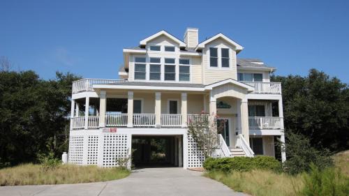 Pine Island Casa | Oceanside, Hot Tub, Community Amenities, 845 ft to Beach Access, PI6, Fan-ta-sea
