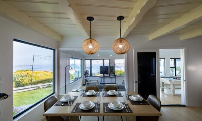 Pismo Beach Hotel | Oceanview Beach House with Family Game Room, Patio with Ocean Views & Fire Pit