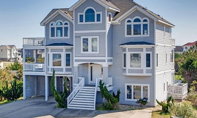 Ocean Isle Estates Casa | Vista al mar, Avon w / Cmty Boardwalk, Ascensor, Piscina, Jacuzzi, Sala de juegos, Se aceptan perros