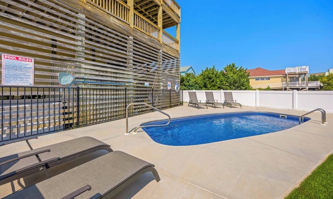 Waves Casa | Oceanview Dog Friendly w/ Saltwater Pool, Hot Tub, Game Room, Beach Nearby