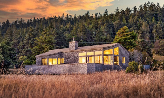 Sea Ranch Casa | Oceanview Modern Home – Hot Tub, Large deck, EV charger