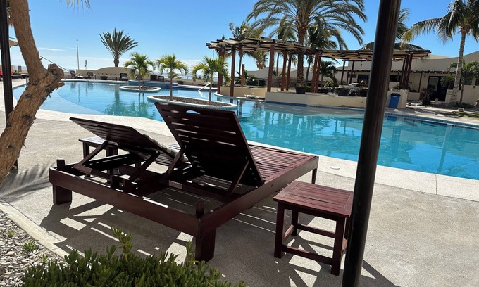 La Ventana Condominio | Oceanview Penthouse within walking distance of great kiteboarding beaches