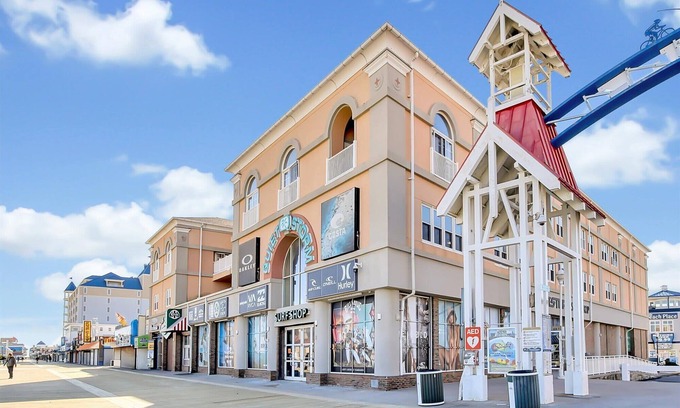 Ocean City Apartamento | OCHG Oceanfront Villa 1