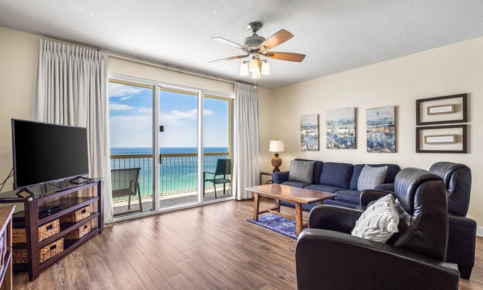Miramar Beach Complejo | *Aug 4 - 17th open! Quiet, West End PCB!