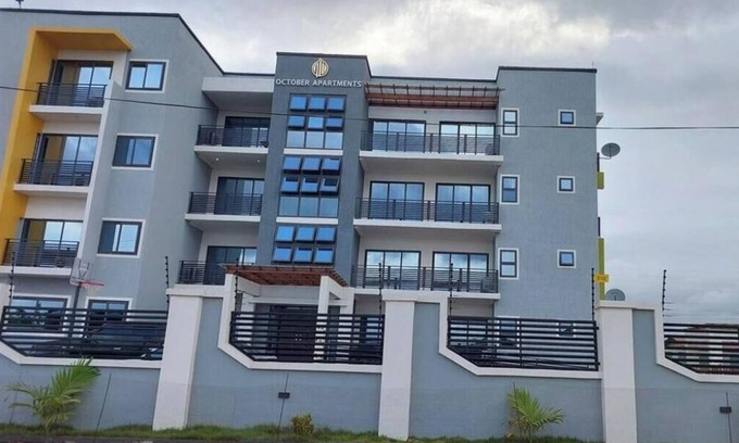 Kasoa Apartamento | October Apartments 2 2 ensuite bedroom Vacation Home/Apartment in Kasoa 3