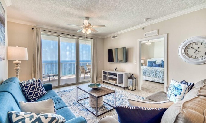West Panama City Beach Complejo | HERMOSO CONDOMINIO con ENORME BALCON! * INVIERNO ACTUALIZADO 2020! ¡NUEVO EN ALQUILERES!* *