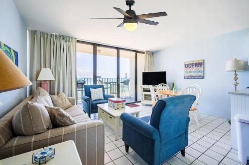 Wilmington Beach Apartamento | Octopus Garden 1BR, King Bed, Indoor & Outdoor Pool