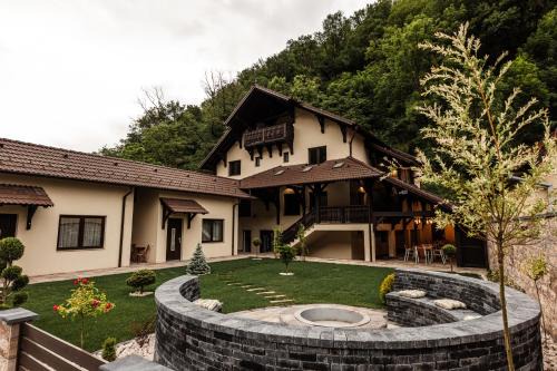 Sugag Casa | Odaia Vanatorului Transalpina