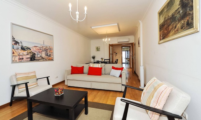 Oeiras Apartamento | Oeiras by the Beach, apartamento de 2 dormitorios para 6 personas, a 3 minutos de la playa - CHECKINHOME