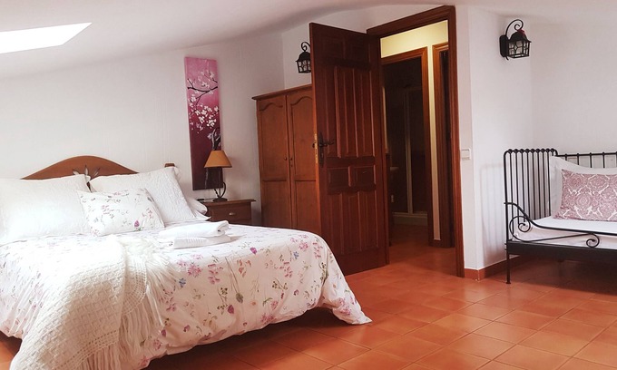 Nohales Apartamento | OFERTA APARTAMENTO 2, CASA RURAL, ( 4/6 PAX)
