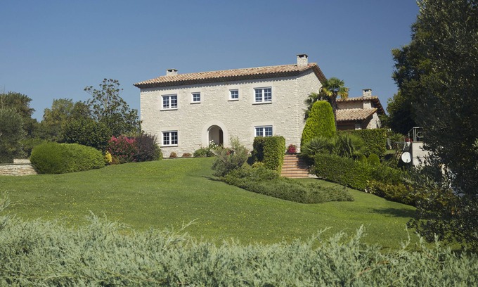 Gurb Cabaña | OFERTA: Exclusiva casa rural. Extenso jardín privado con piscina.