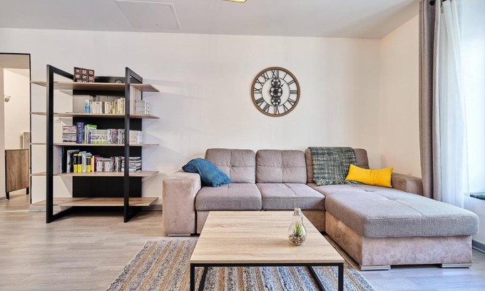 Verdun Apartamento | OFFRE SPECIALE Centre Verdun - Idéal Famille - Le Châtelois