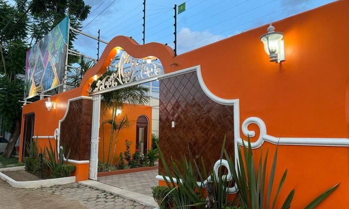 Santa Maria del Tule Casa | Ohana Accommodations