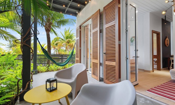 Placencia Apartamento | OHANA - DOWNDEH Cosy new apartment ON the beach IN Placencia village