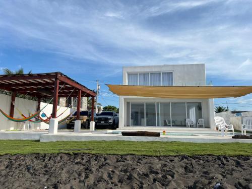 Buena Vista Casa | Ohana House