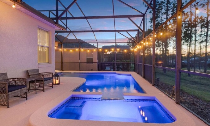 Florida Pines Casa | Ohana Villa Florida - Spacious 5-bedroom house w/ Pool, PS5 & Close to Parks!