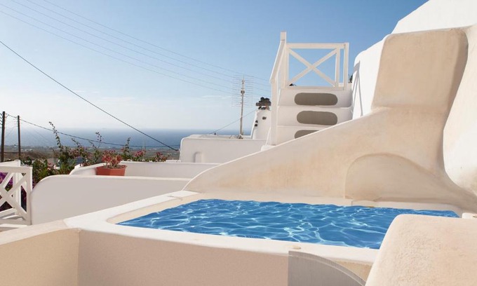 Finikia Casa | Oia, Finikia Cave House