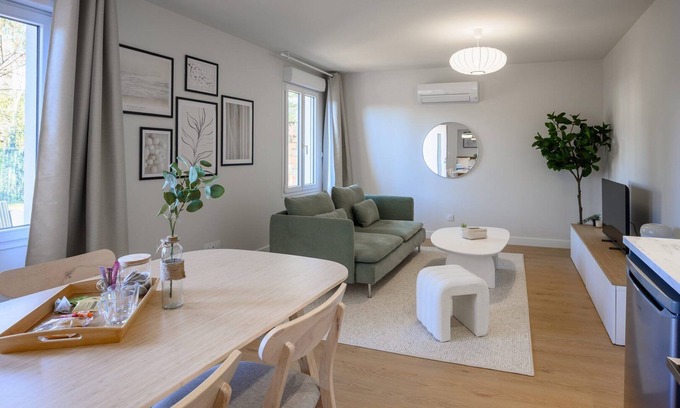 Castres Casa | OIQIA Clarisse Pastel